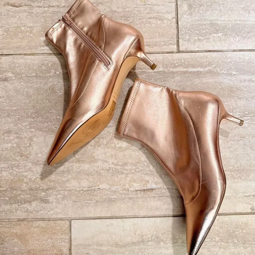 Free people Rose Gold metallic ankle boots pointed toe kitten heel Sz US 7.5